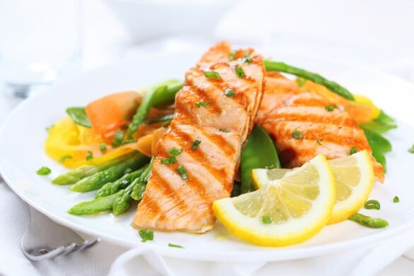 Baked fish is a dietary dish